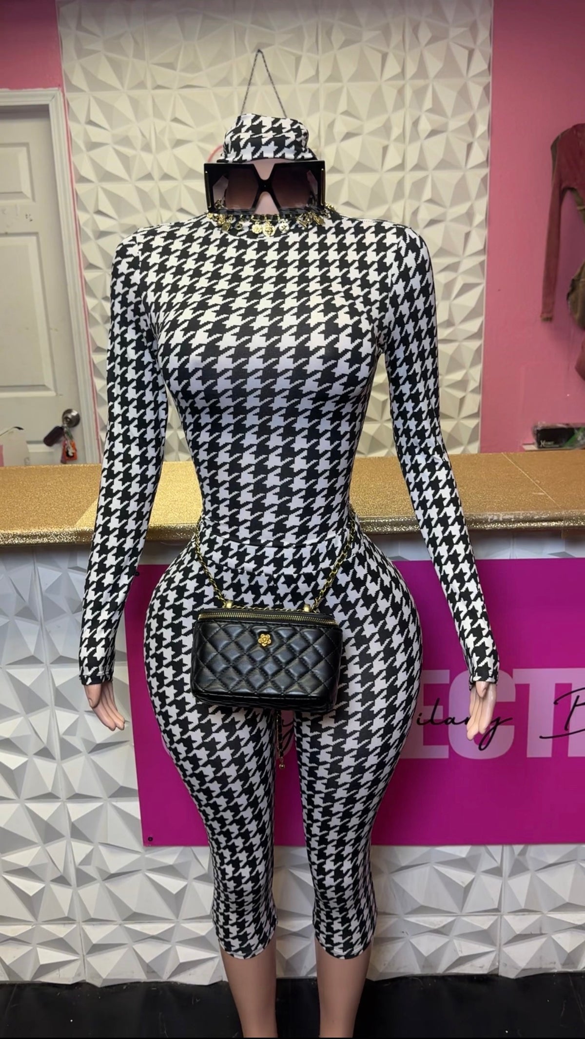 Checkmate Capri Set